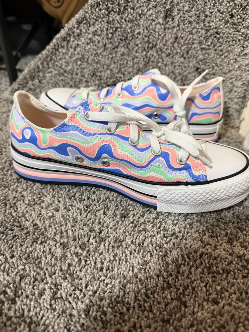 Converse